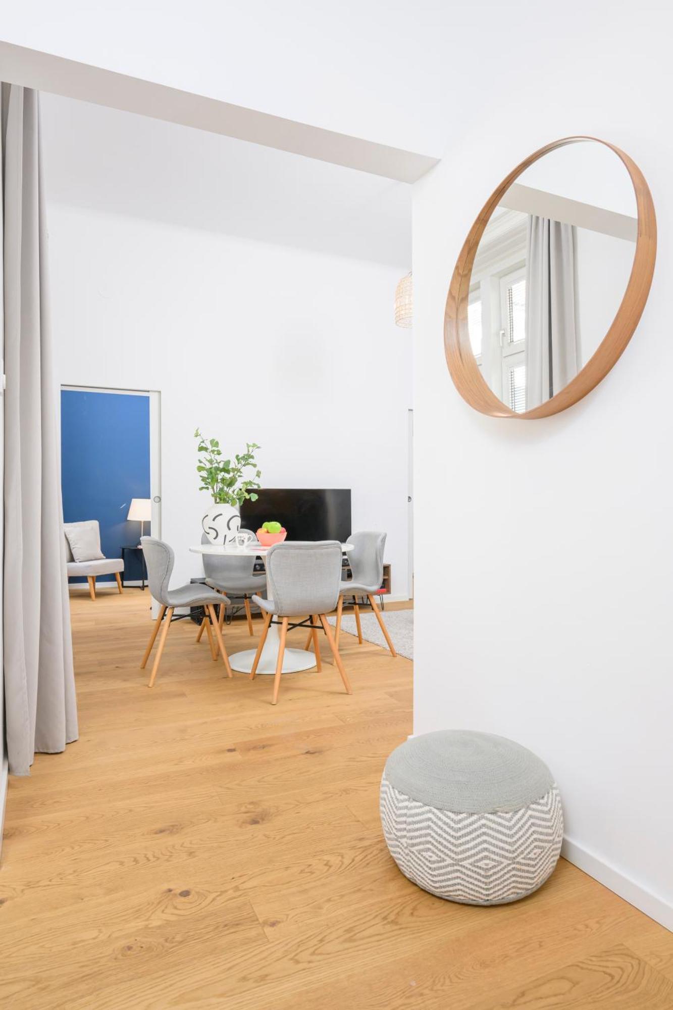 וינה Apartement In Der Stadt מראה חיצוני תמונה